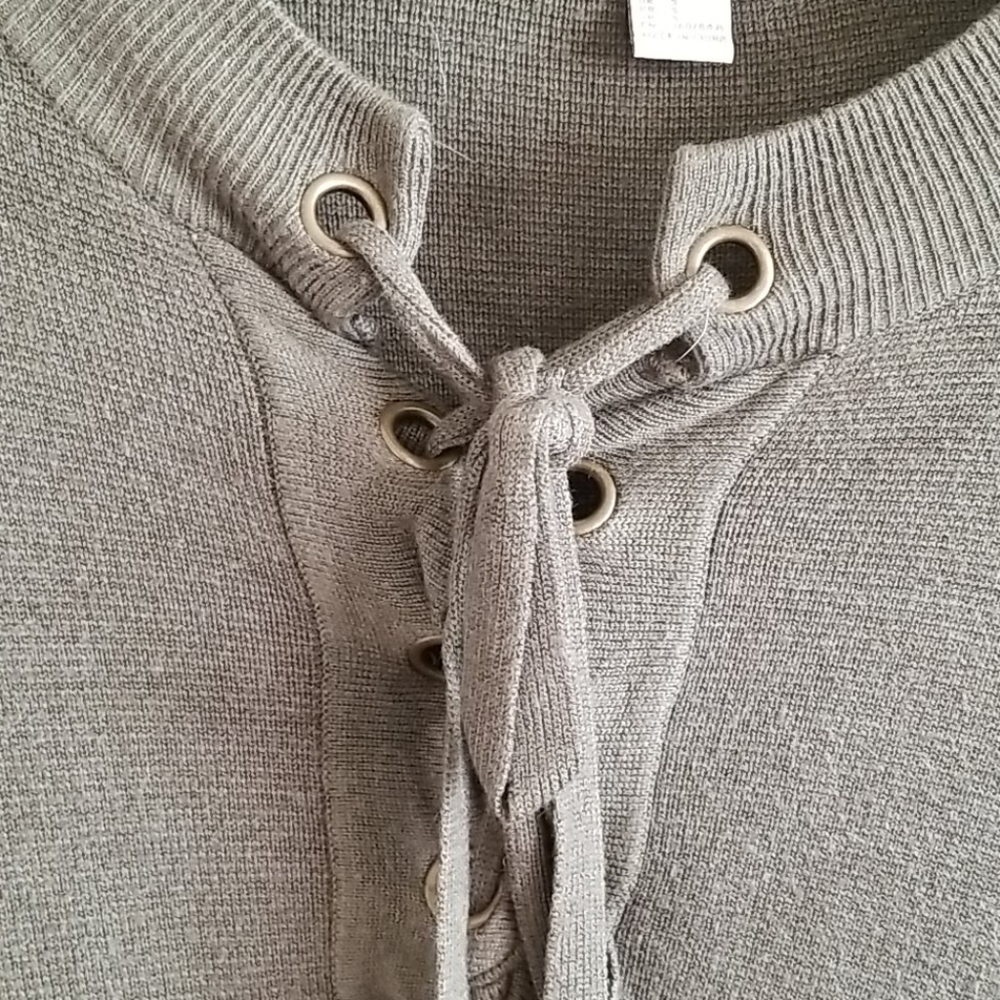 Sweater - Picture 2 of 2